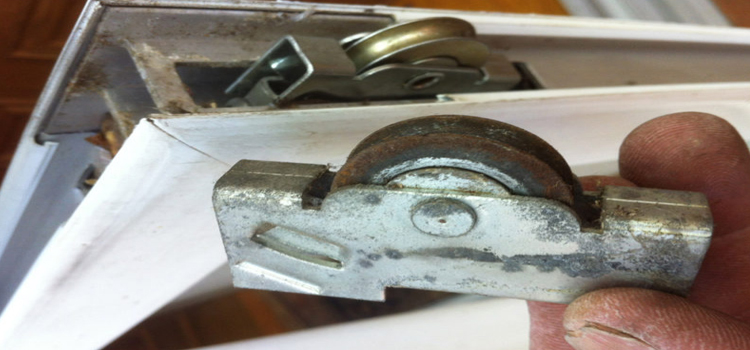 screen door roller repair in Mission Viejo